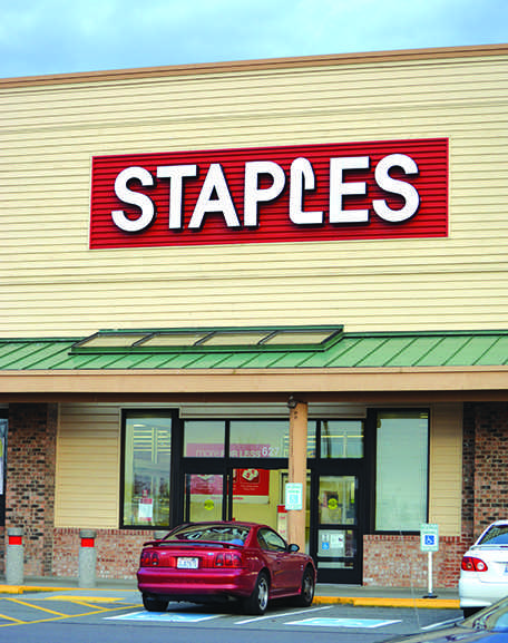 The Staples storefront sits fairly empty as their closing date approaches. Lake Stevens students haven’t been very upset over Staples leaving but are hopeful for a newer and more youth-oriented store to to replace it. “Something we don’t have that we could use. Not another Starbucks because we already have three of those. Just something useful,” said sophomore Logan Philpott.
