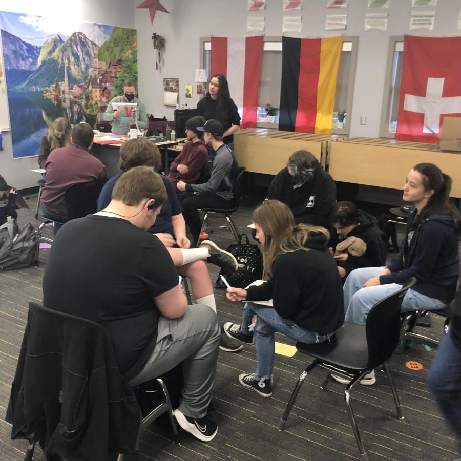 Unobstructed: Students in German class participate in their regular class activity while mask-free. The class learned better being able to see each others mouths while speaking. “I think not having to wear masks makes learning German a lot easier. You can see the way peoples mouths are moving when they say words you arent familiar with, so it’s easier to learn how to pronounce them,” junior Keaton Axtell said.