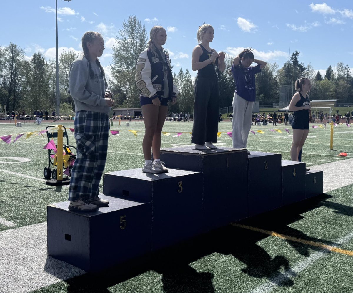 Lake Stevens senior Kyra Miesel places third at the Viking Classic .