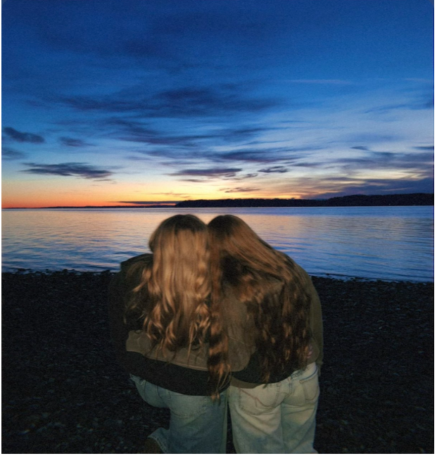 Seniors Tilda Nalum and Alexa Laing enjoy their lasting friendship at the beach.