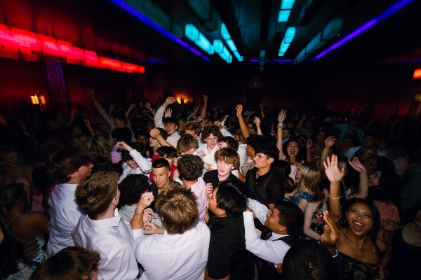 Seniors celebrate at the 2025 dinner dance.